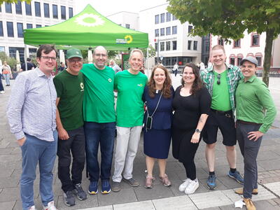 Ricarda Lang mit Mitglieder des Ortsverbands Hörde
